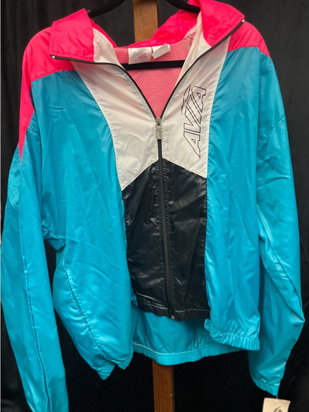 VTG Avia NWT Windbreaker Jacket Neon Pink Blue 90s Deadstock Retro L